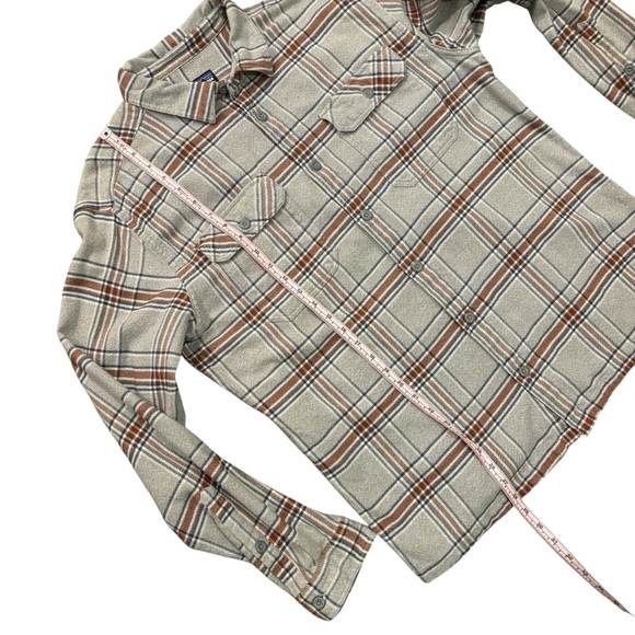 PATAGONIA 'jord' Regular Fit Organic Cotton Flannel Shirt Activist Feather Grey - Picture 8 of 9